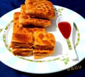 Chicken Egg Mughlai Paratha (1pcs )