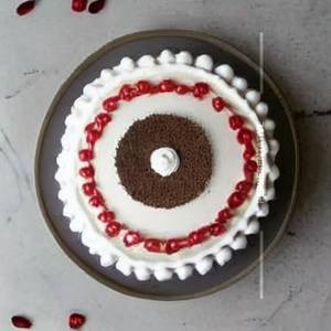 White Forest Cake (500 Gm)
