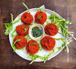 Vegetable Chilli Momos [8 Pcs]