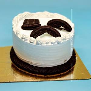 Oreo Cake 1/2 Kg