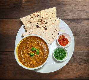 Tawa roti with tadka