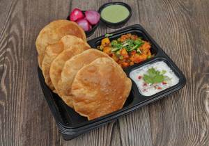 Poori (5Pcs) + Aloo Matar (Dry) + Mix Raita Plate(3Cp)