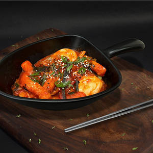 Tteokbokki With Egg