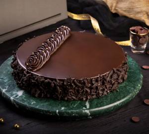 Dark Chocolate Cake 