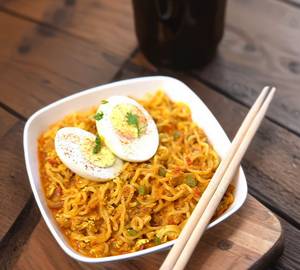 Masala maggi with boiled egg,