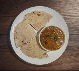 3 Chapati + Chicken Curry (250Ml)