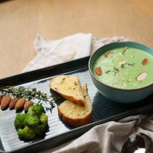 Roasted Broccoli & Almond Soup