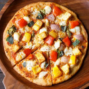 Chilli Cheese Pizza [Medium]