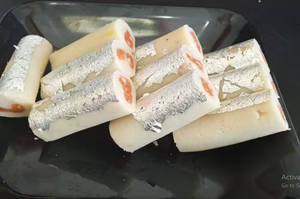 Kaju anjeer roll