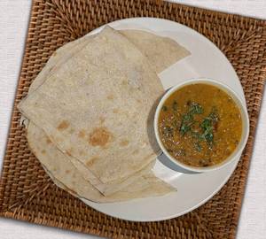 2 Butter Naan + Dal Fry (250Ml)
