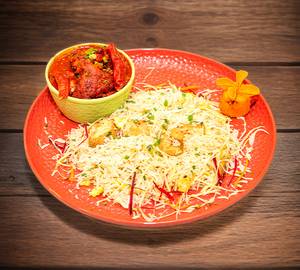 Chicken Fried Rice With Hongkog Chicken Combo