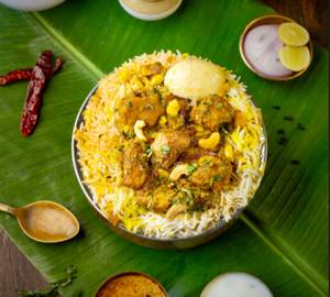 Special boneless chicken biryani