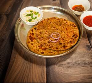 Pyaaz paratha
