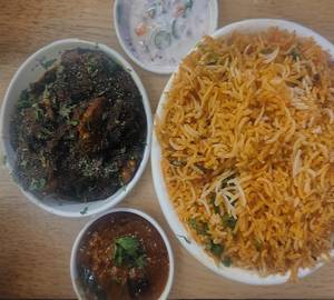 Plain Biryani + Chicken Pepper Fry Dry