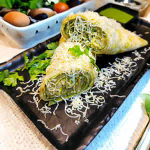 Egg Cheese Roll