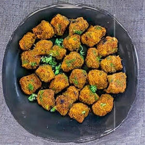 KAACHKI MACHHER CHORCHORI