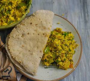 Paneer Bhurji With Chapati ( 3 Chapati )