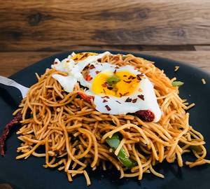Non veg chilli garlic noodles