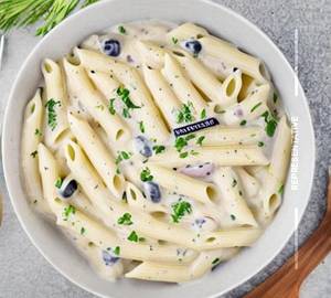 White Sauce Pasta