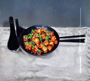 Wok Tossed Chilli Paneer