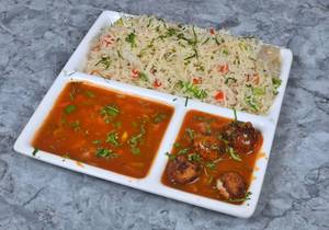 Fried Rice With Manchurian