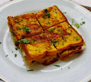 Peri peri bread omelette