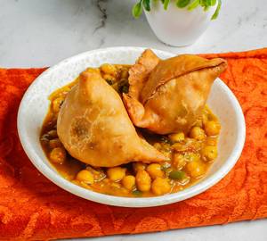Samosa Chole