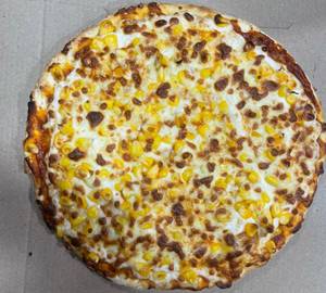 Cheese and corn pizza