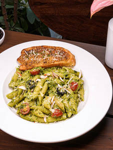 Walnut Almond Pesto Pasta
