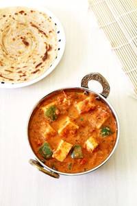 Kadhai Paneer + 2 Plain Paratha