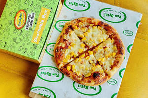 Cheese & Corn Pizza