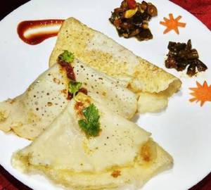 Chilka Roti (2 Pieces) With Aloo Chana Sabzi