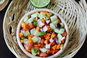 Mini Veggie Salad Chat