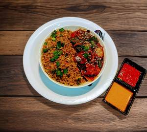 Bowl Of Veg Fried Rice with Chicken Manchurian