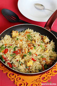 Soya Paneer Fried Rice With Raita And Chutney