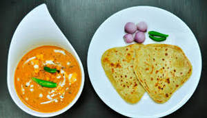 Shahi Paneer + 2 Plain Paratha