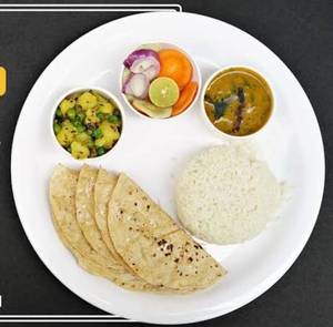 Hakka Regular Thali