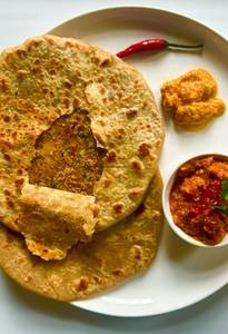 Sattu Paratha ( 1 Pc)