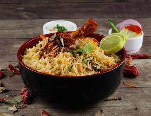 Lucknowi Chicken Biryani