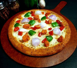 Hot Chicken Pizza