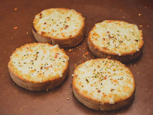 Cheese Garlic Bread