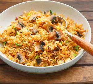 Schezwan Mushroom Fried Rice