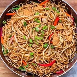 Egg Hakka Noodles