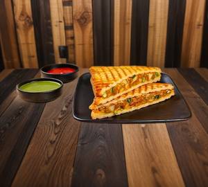 Aloo Masala Cheese Sandwich