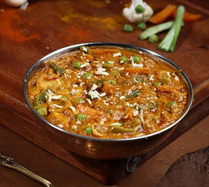 Veg Shabnam Curry