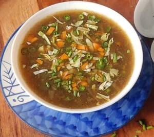 Hot and Sour veg,service Soup