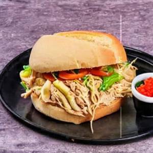 Chicken Noodles Sandwich 