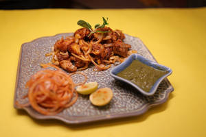 Aalis Special Tawa Chicken Boti