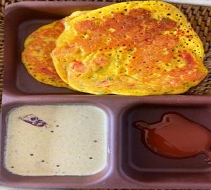 Tomato uttapam [omlette]