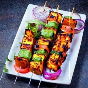 Paneer Tikka Lahsuniya